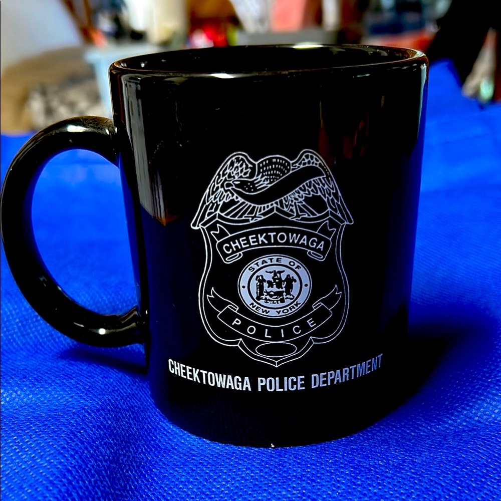 Cheektowaga police dare mug